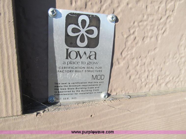 image for item L1946 2006 Innovative Modular Solutions building