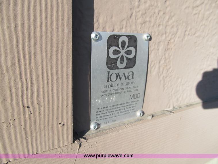 image for item L1946 2006 Innovative Modular Solutions building