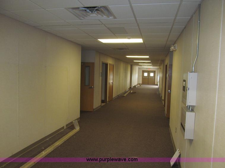 image for item L1946 2006 Innovative Modular Solutions building