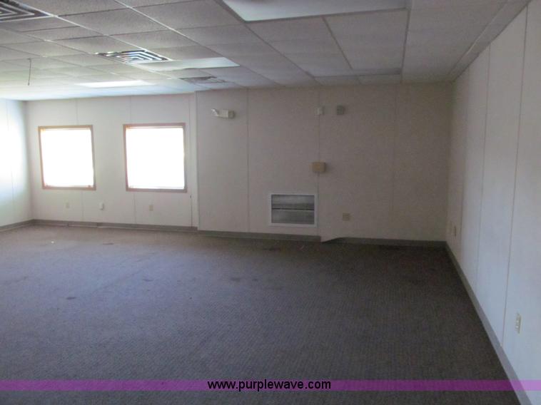 image for item L1946 2006 Innovative Modular Solutions building