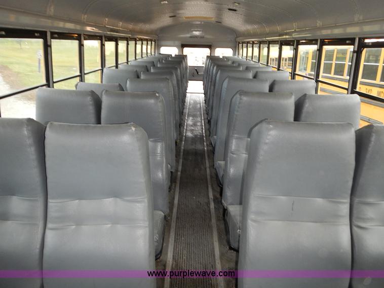image for item L3611 1995 International 3800 school bus