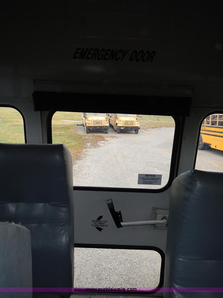 image for item L3611 1995 International 3800 school bus