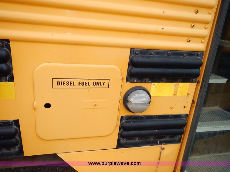 image for item L3611 1995 International 3800 school bus