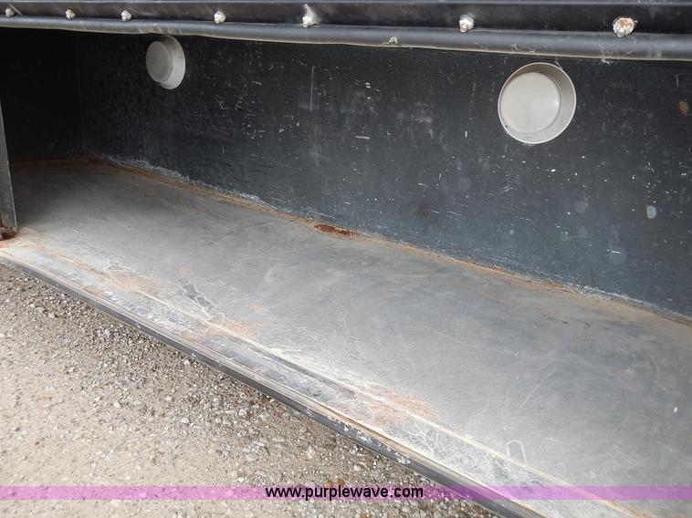 image for item L3611 1995 International 3800 school bus