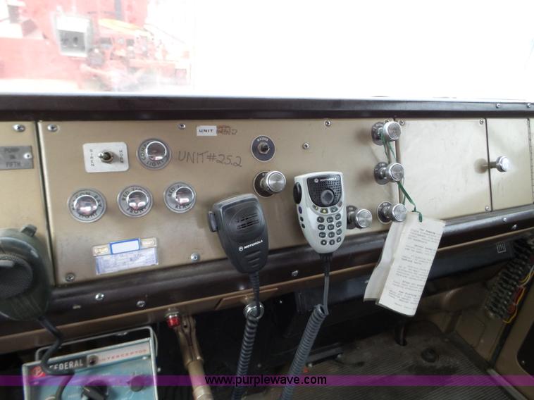 image for item L5085 1972 International C01710A fire truck