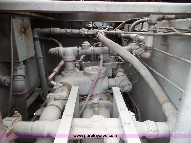 image for item L5085 1972 International C01710A fire truck