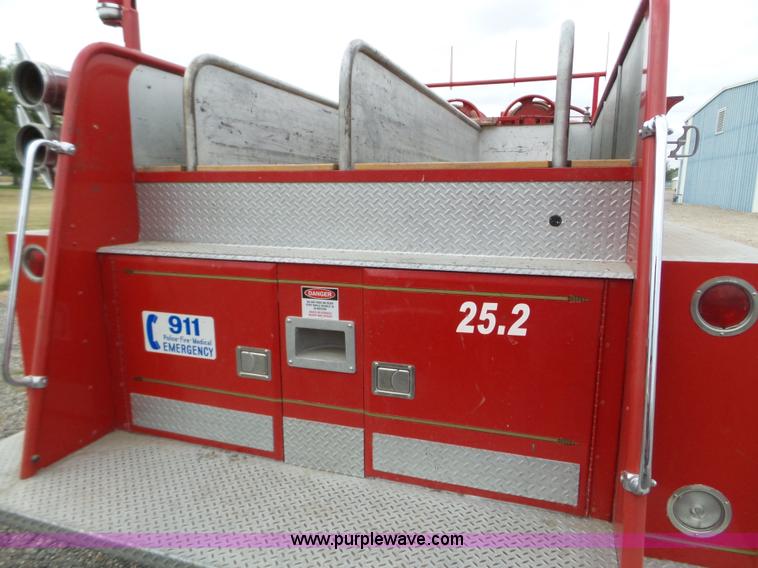 image for item L5085 1972 International C01710A fire truck