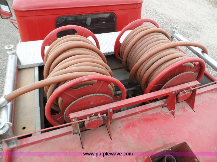 image for item L5085 1972 International C01710A fire truck