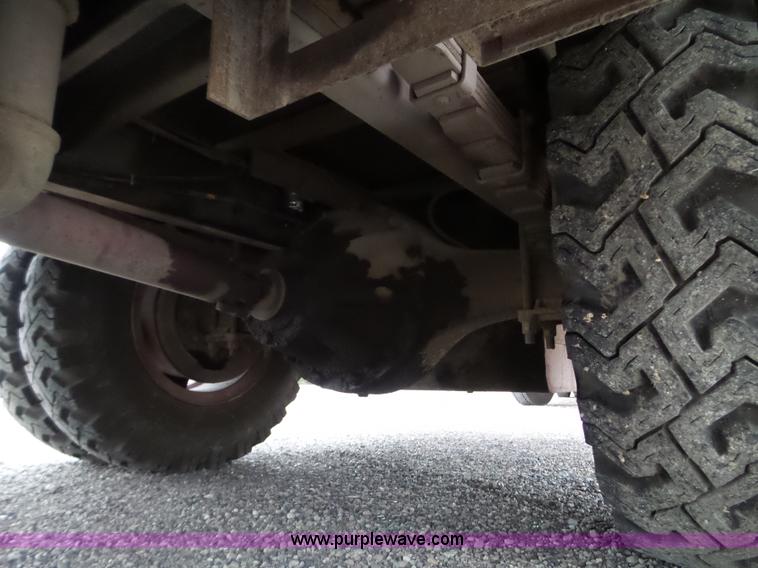 image for item L5085 1972 International C01710A fire truck