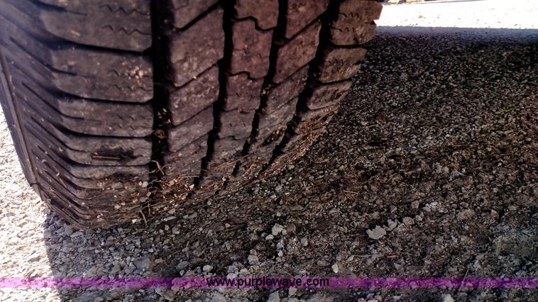 image for item L6067 2005 Nissan Armada SUV