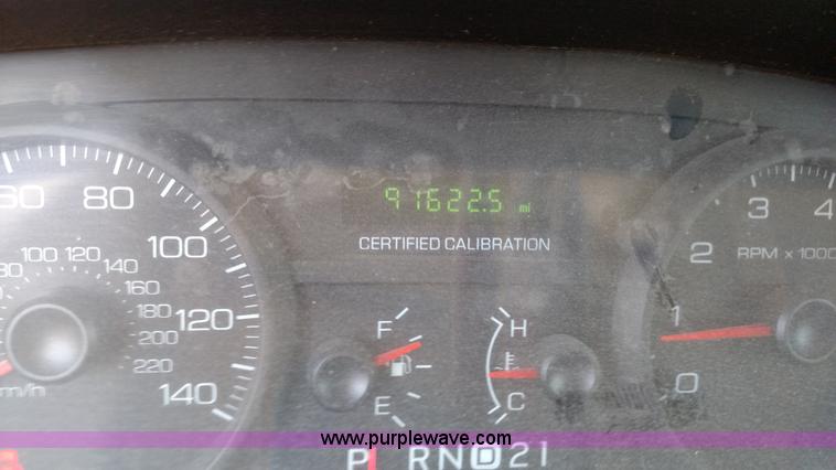 image for item L6068 2011 Ford Crown Victoria Police Interceptor