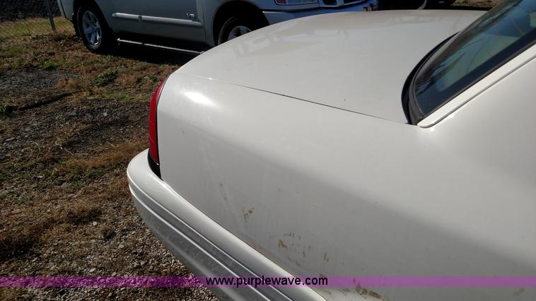 image for item L6068 2011 Ford Crown Victoria Police Interceptor