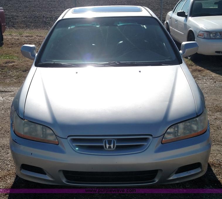 image for item L6069 2001 Honda Accord EX