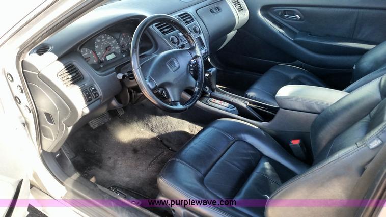 image for item L6069 2001 Honda Accord EX