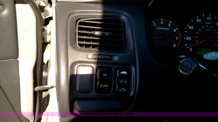 image for item L6069 2001 Honda Accord EX