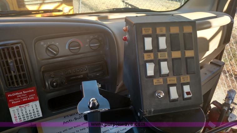 image for item L6074 1998 GMC Savana school bus