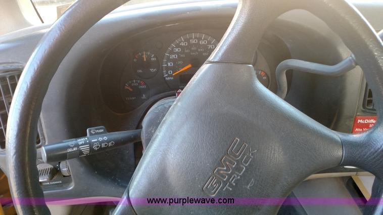 image for item L6074 1998 GMC Savana school bus