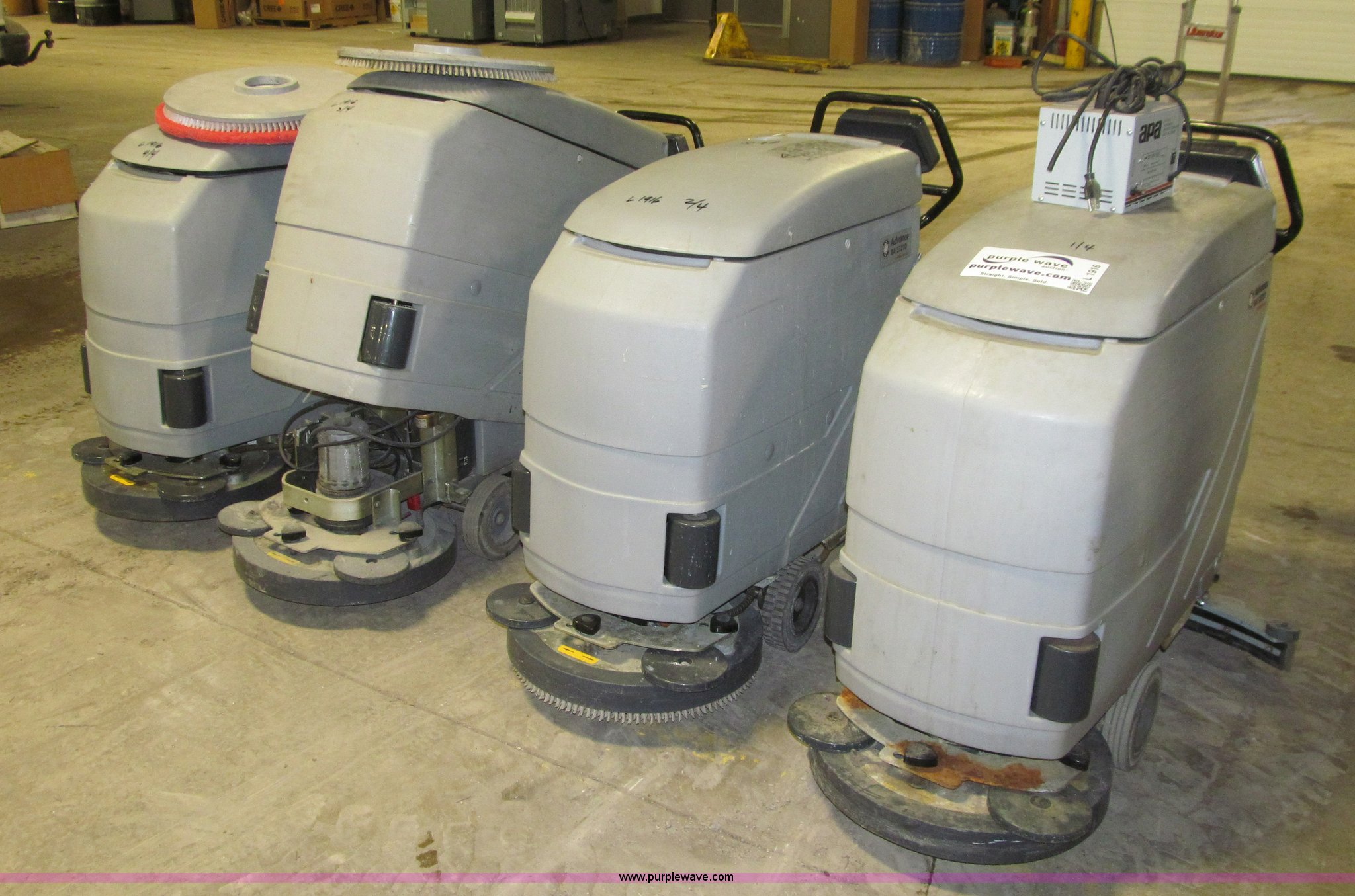 (4) Advance BA/5321D floor scrubbers in Des Moines, IA | Item L1916