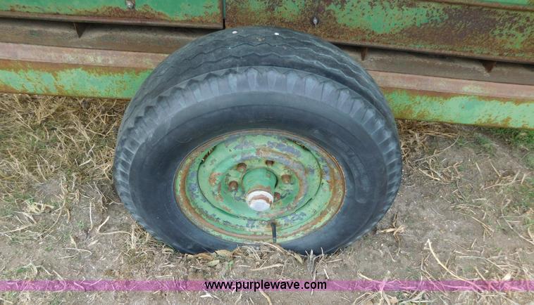 image for item AW9321 Grain Belt 5P72 livestock feeder