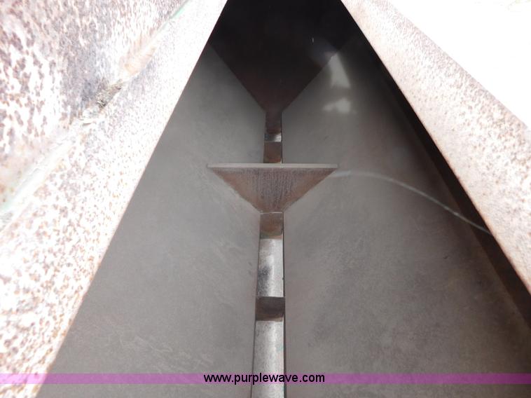 image for item AW9321 Grain Belt 5P72 livestock feeder