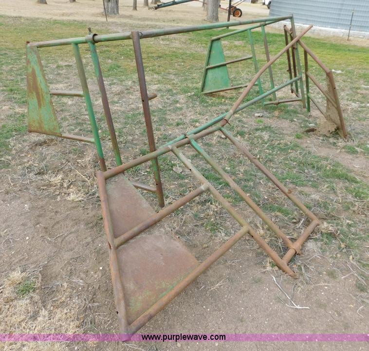 image for item AW9321 Grain Belt 5P72 livestock feeder