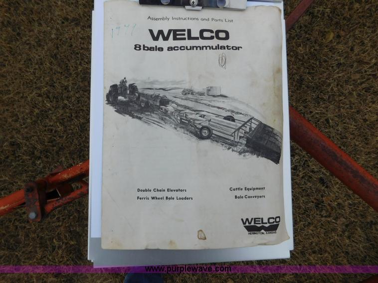 image for item AW9323 1979 Welco 1300 bale accumulator