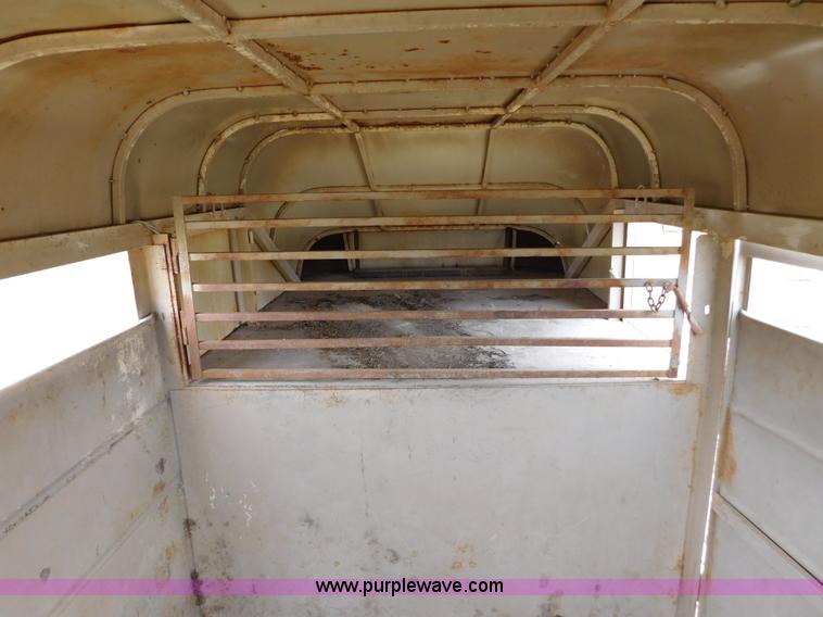 image for item AW9325 1990 Trail Magic F livestock trailer
