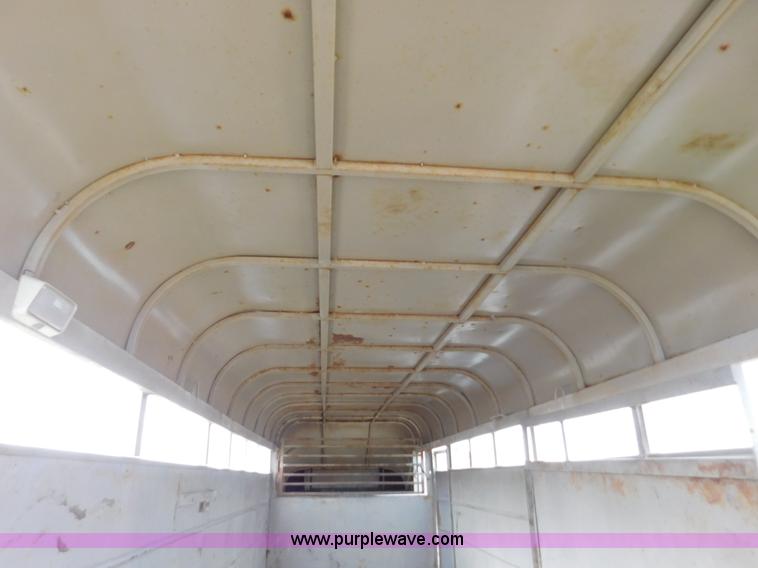 image for item AW9325 1990 Trail Magic F livestock trailer