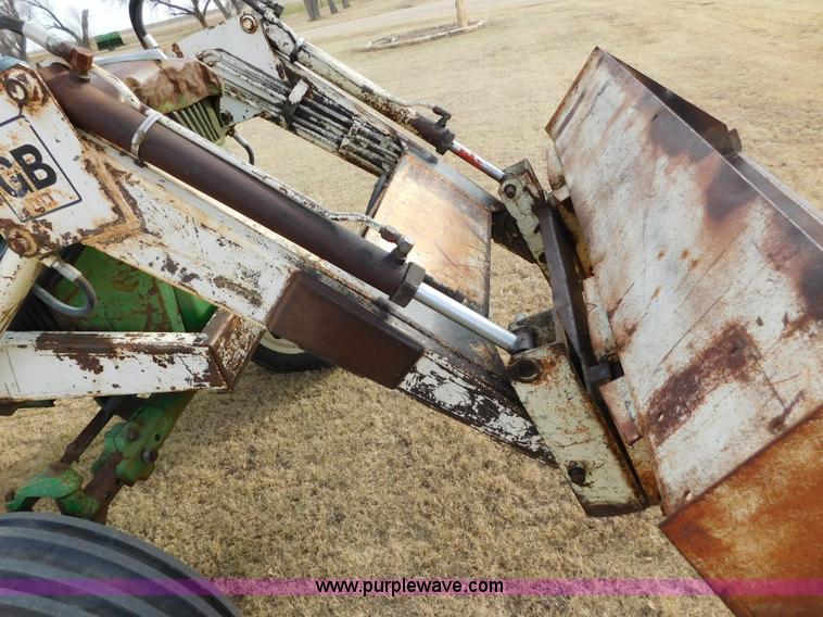 image for item AW9326 John Deere 4010 tractor