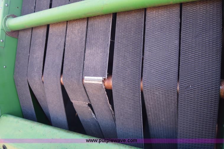 image for item BK9767 John Deere 535 round baler