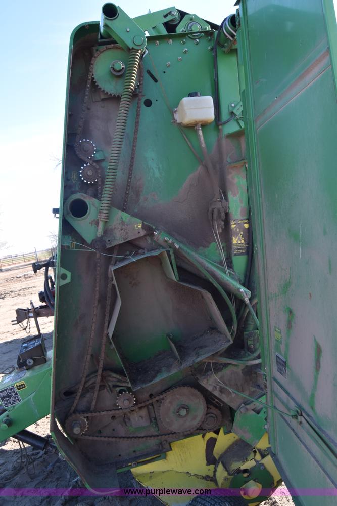image for item BK9767 John Deere 535 round baler