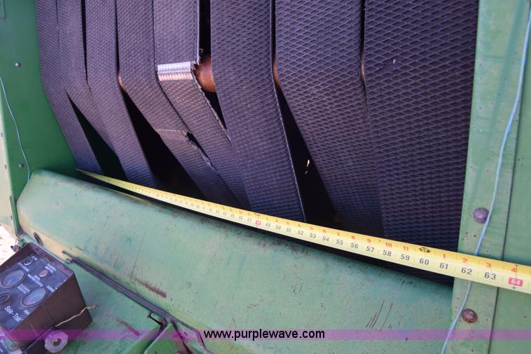 image for item BK9767 John Deere 535 round baler
