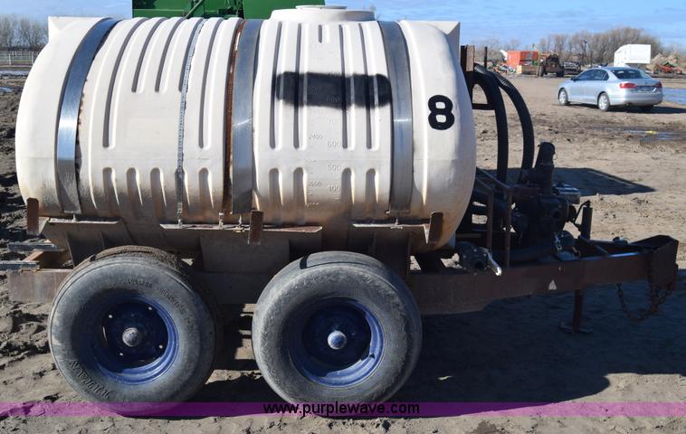image for item BK9768 Liquid fertilizer cart