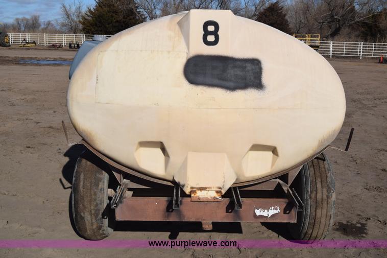 image for item BK9768 Liquid fertilizer cart