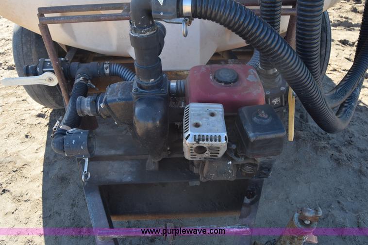 image for item BK9768 Liquid fertilizer cart