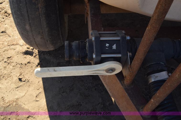 image for item BK9768 Liquid fertilizer cart