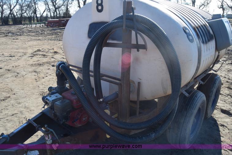 image for item BK9768 Liquid fertilizer cart