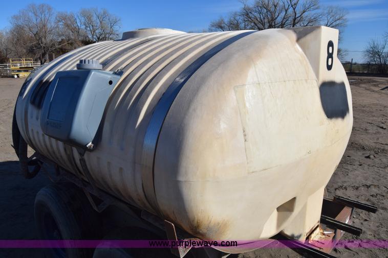 image for item BK9768 Liquid fertilizer cart