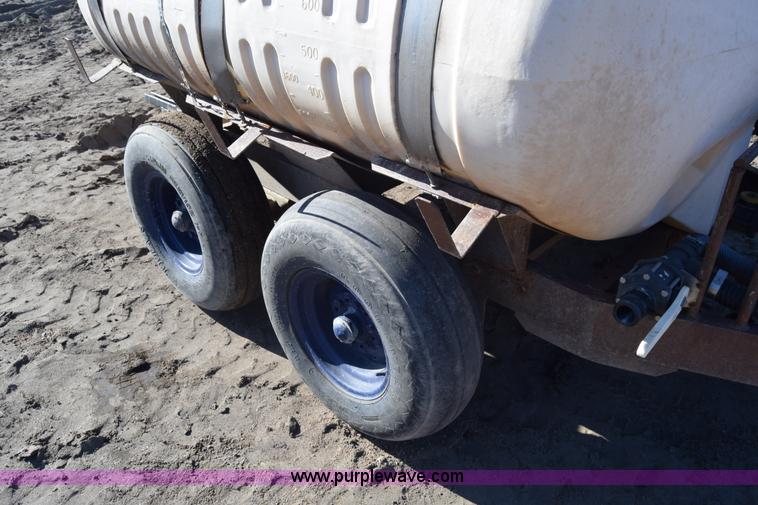 image for item BK9768 Liquid fertilizer cart