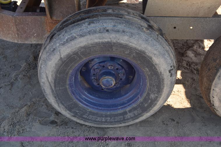 image for item BK9768 Liquid fertilizer cart