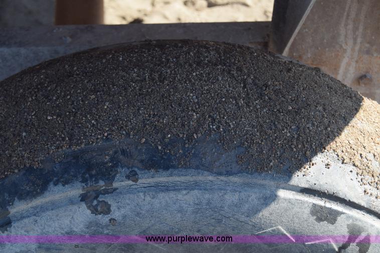 image for item BK9768 Liquid fertilizer cart