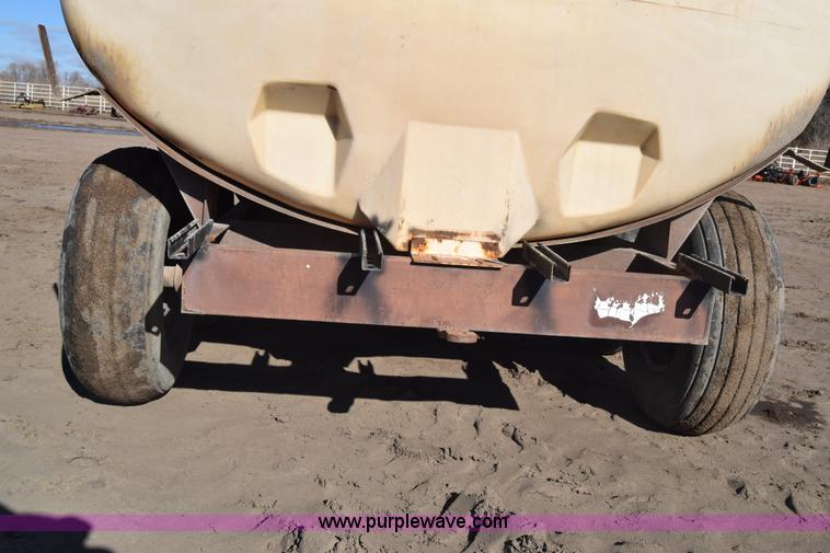 image for item BK9768 Liquid fertilizer cart