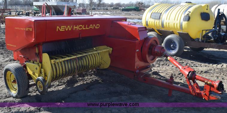 image for item BK9771 New Holland Hayliner 276 Square Baler