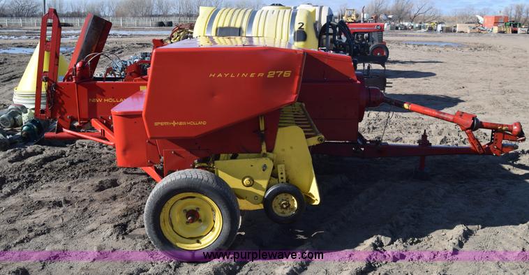 image for item BK9771 New Holland Hayliner 276 Square Baler