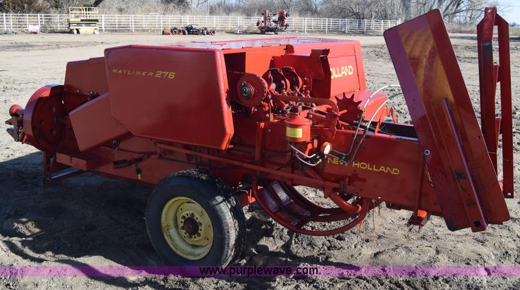 image for item BK9771 New Holland Hayliner 276 Square Baler