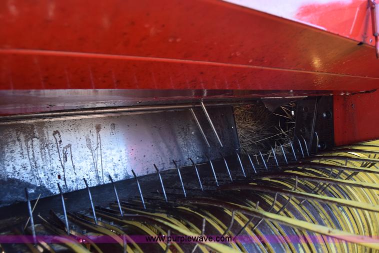 image for item BK9771 New Holland Hayliner 276 Square Baler