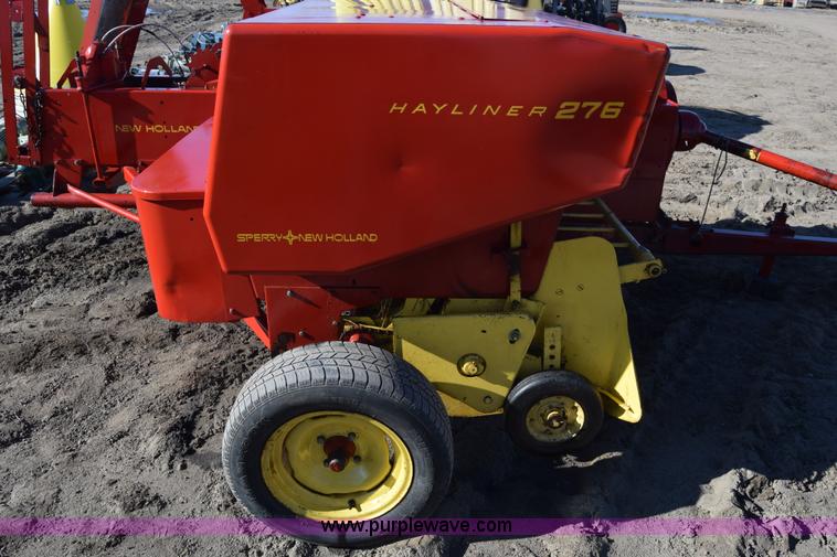 image for item BK9771 New Holland Hayliner 276 Square Baler