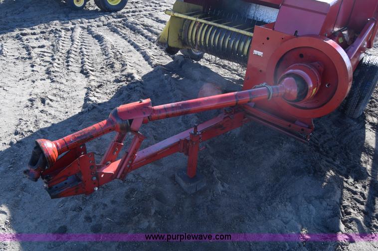 image for item BK9771 New Holland Hayliner 276 Square Baler