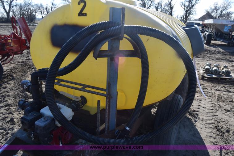 image for item BK9772 Liquid fertilizer cart