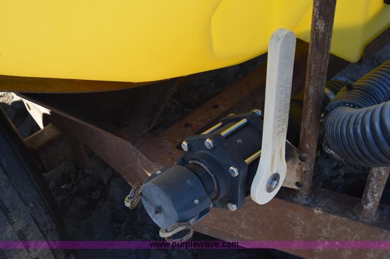 image for item BK9772 Liquid fertilizer cart